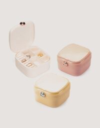 25NECPJO14_E@18926_05