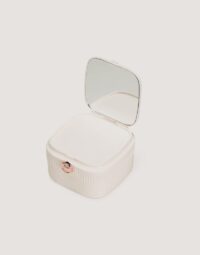 25NECPJO14_E@18926_06